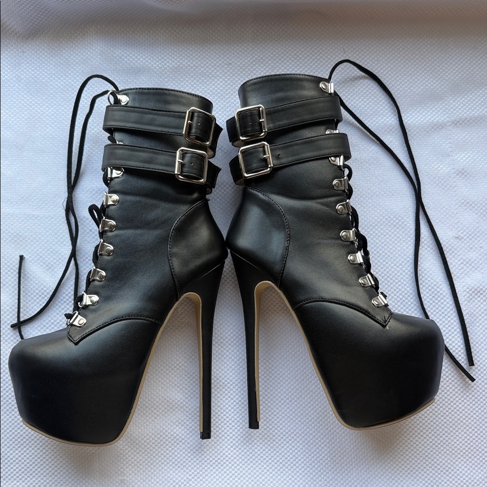 Black Platform Lace-Up Women's 6” Stiletto Ankle Boots - Size 35 (4.5)